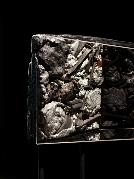 you out here look n like you don't belong to nobody: heavy metal and reflective, 2019