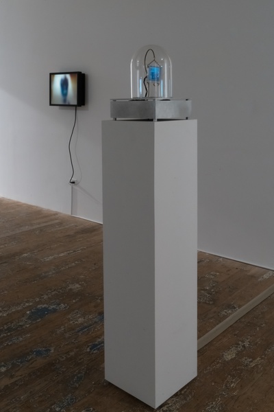 Synthia Stock Ticker, 2000-2002