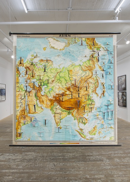 Landkartenobjekt mit Zeichnungen und applizierten Postkarten I [Map object with drawings and applied postcards I], 2011