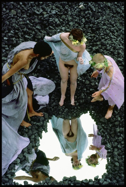 Narzisstischer Hermaphrodit in Begleitung eines Zwerges und einer Bartfrau [Narcissistic hermaphrodite accompanied by a dwarf and a beard], 1981